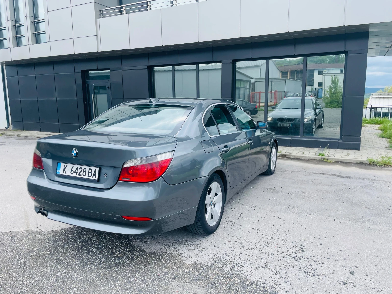 BMW 530 Е60 Xdrive, снимка 3 - Автомобили и джипове - 54380701