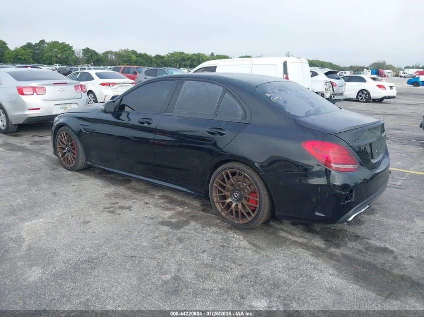 Mercedes-Benz C 63 AMG 2017 MERCEDES-BENZ AMG C 63 S, снимка 8 - Автомобили и джипове - 54468698