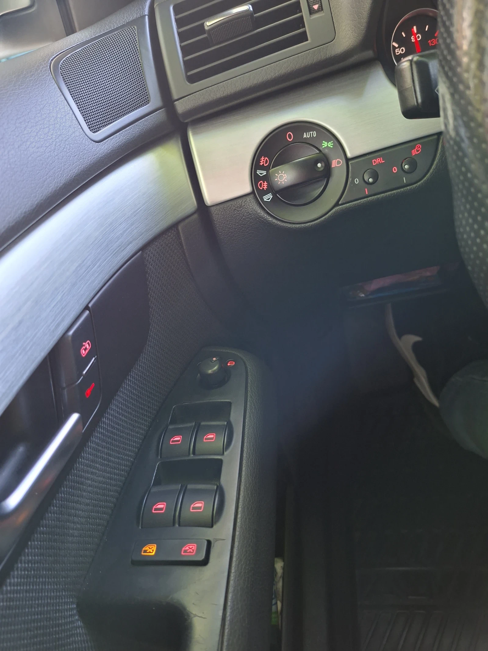 Audi A4 A4 B7 Avant Quattro 3.0tdi 233, снимка 12 - Автомобили и джипове - 54520021