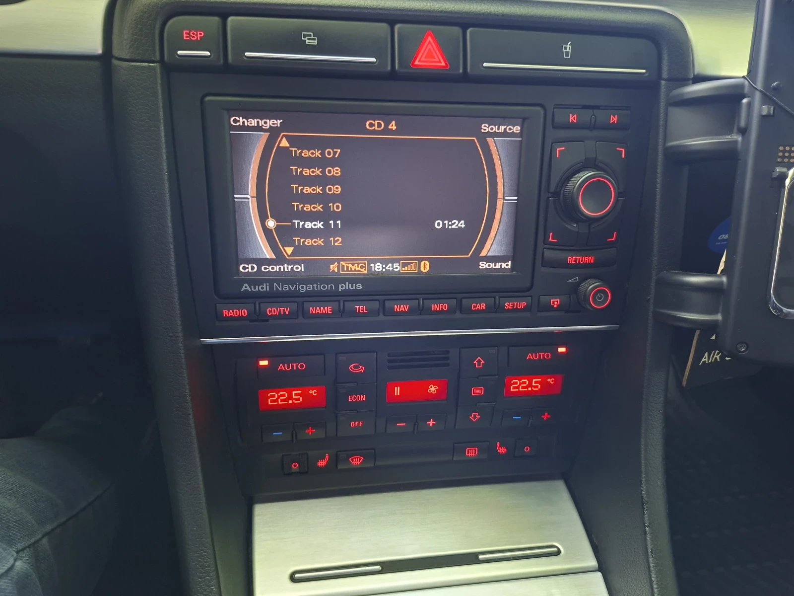 Audi A4 A4 B7 Avant Quattro 3.0tdi 233, снимка 13 - Автомобили и джипове - 54520021