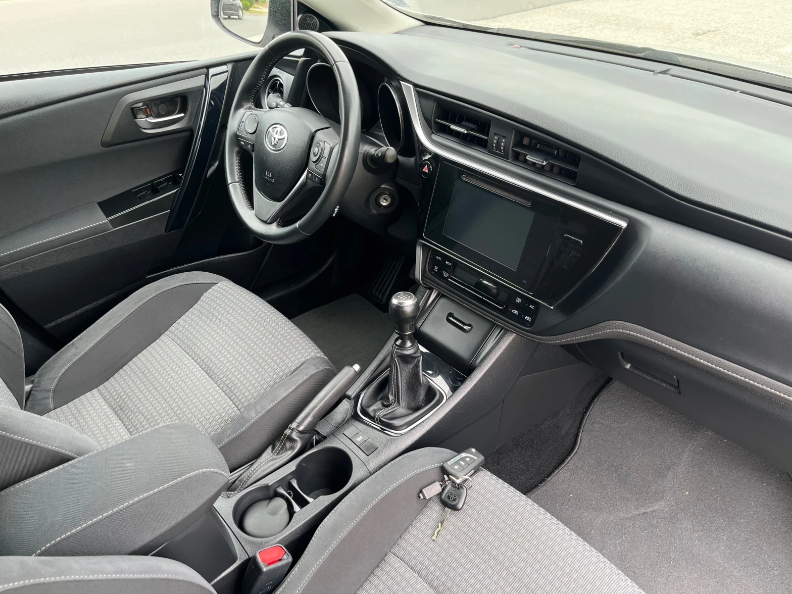Toyota Auris | Mobile.bg � ����������� 9