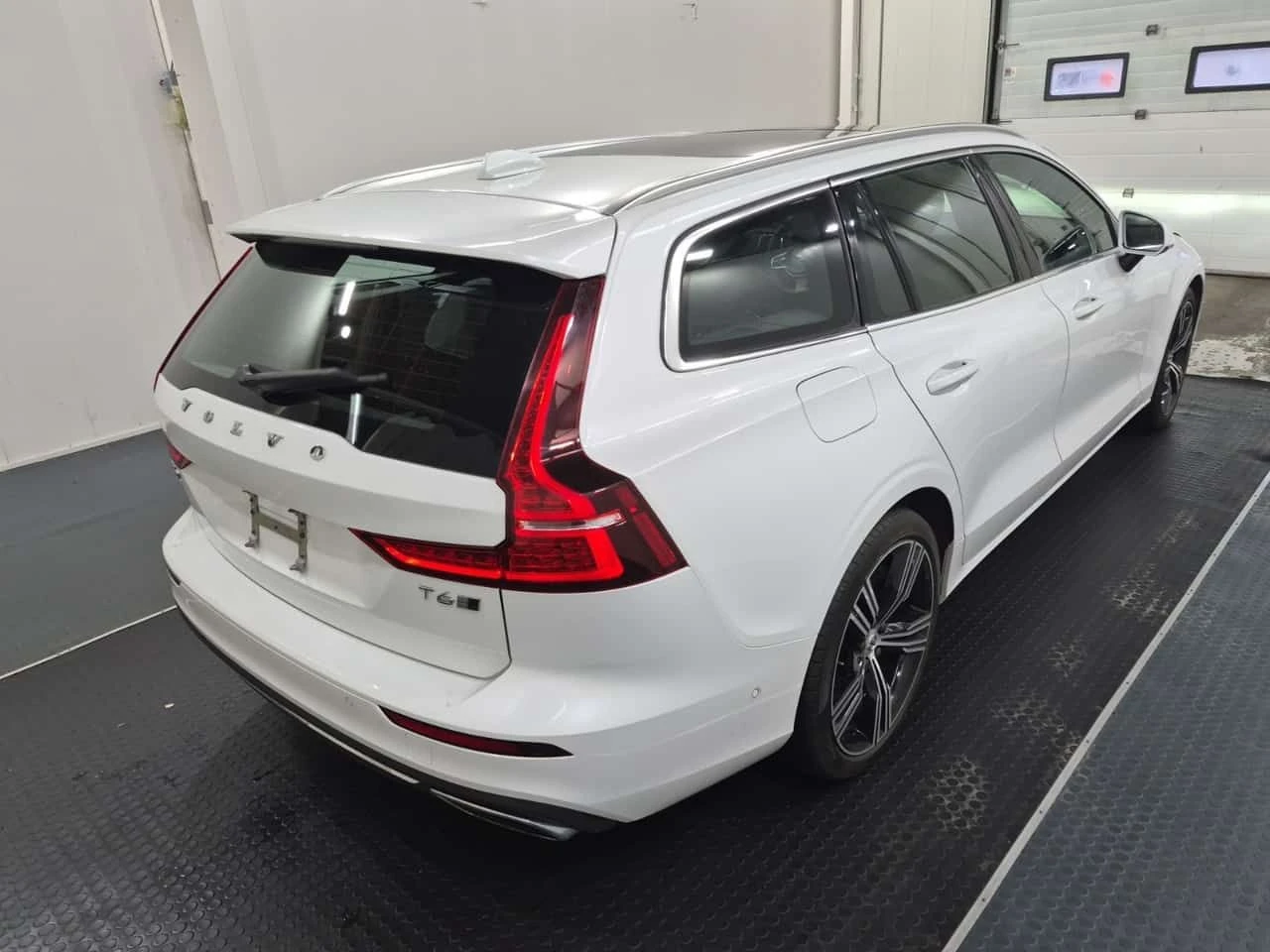 Volvo V60 Inscription /  360 / ��������� / ���������� | Mobile.bg � ����������� 11
