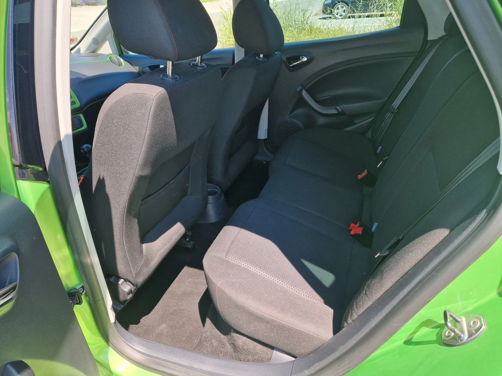 Seat Ibiza 1.4 TSI FR, снимка 16 - Автомобили и джипове - 54999952