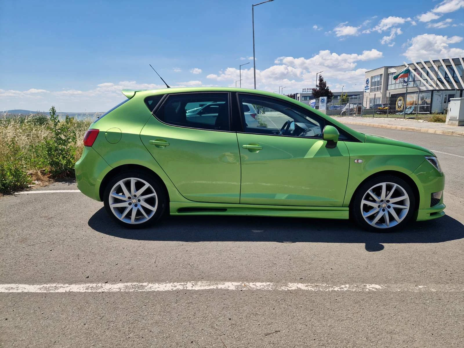 Seat Ibiza 1.4 TSI FR, снимка 4 - Автомобили и джипове - 54999952