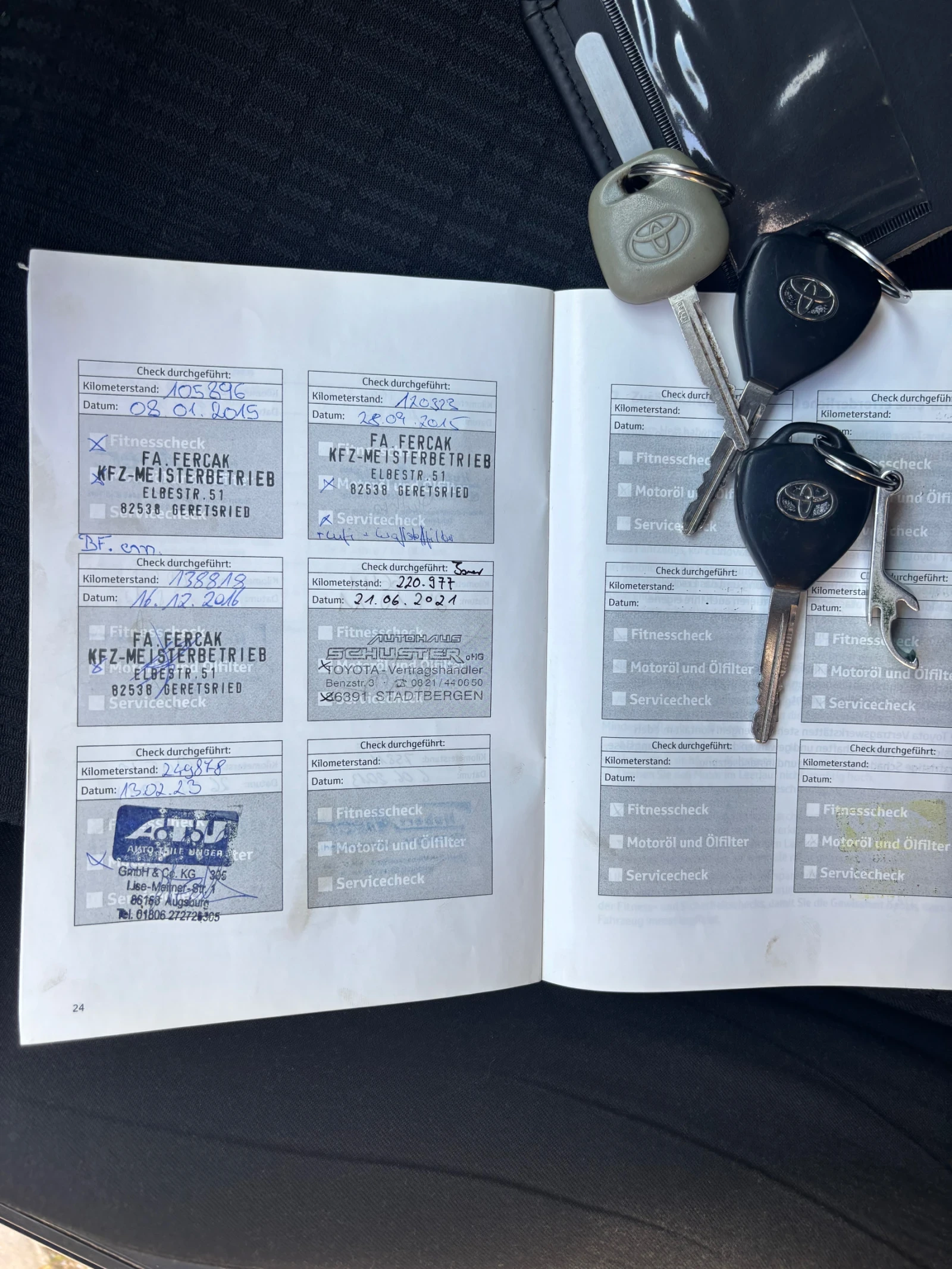Toyota Avensis 2.2d AT EURO 5, снимка 14 - Автомобили и джипове - 55011818