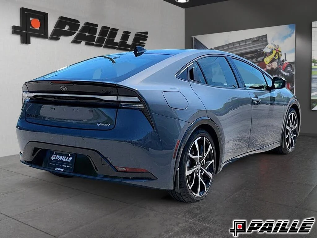 Toyota Prius Plug-In Hybrid XSE FWD, снимка 5 - Автомобили и джипове - 55165610