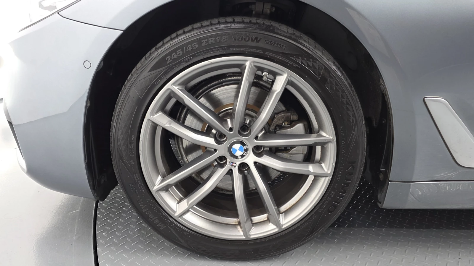 BMW 520 BLIND SPOT* HUD* ЛЮК* КРАЙНА ЦЕНА, снимка 5 - Автомобили и джипове - 55344740