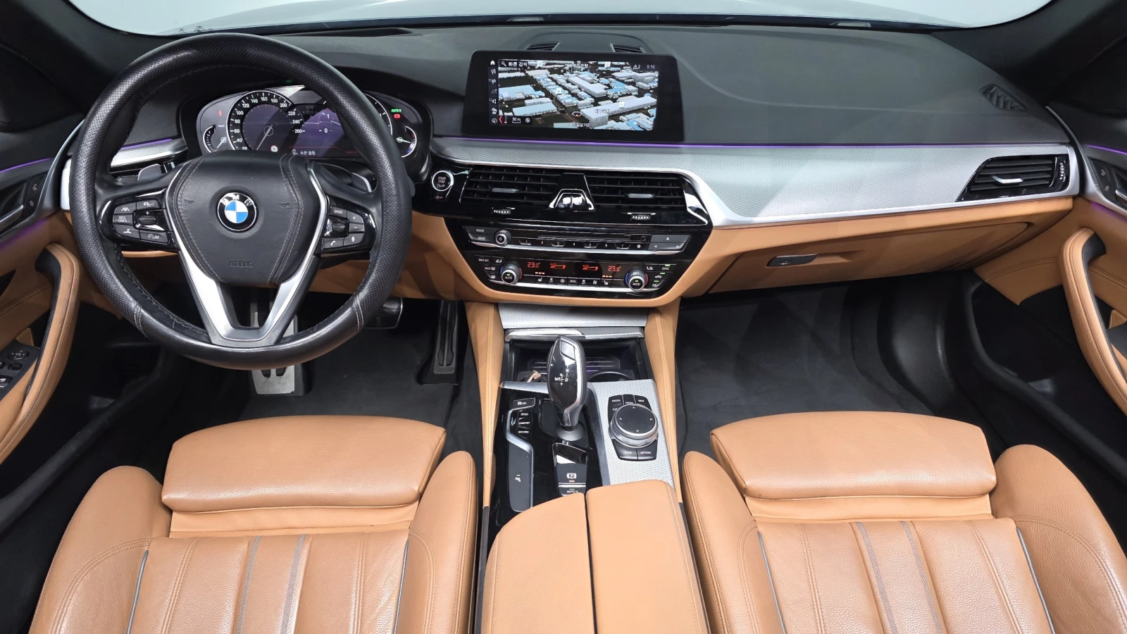 BMW 520 BLIND SPOT* HUD* ЛЮК* КРАЙНА ЦЕНА, снимка 7 - Автомобили и джипове - 55344740