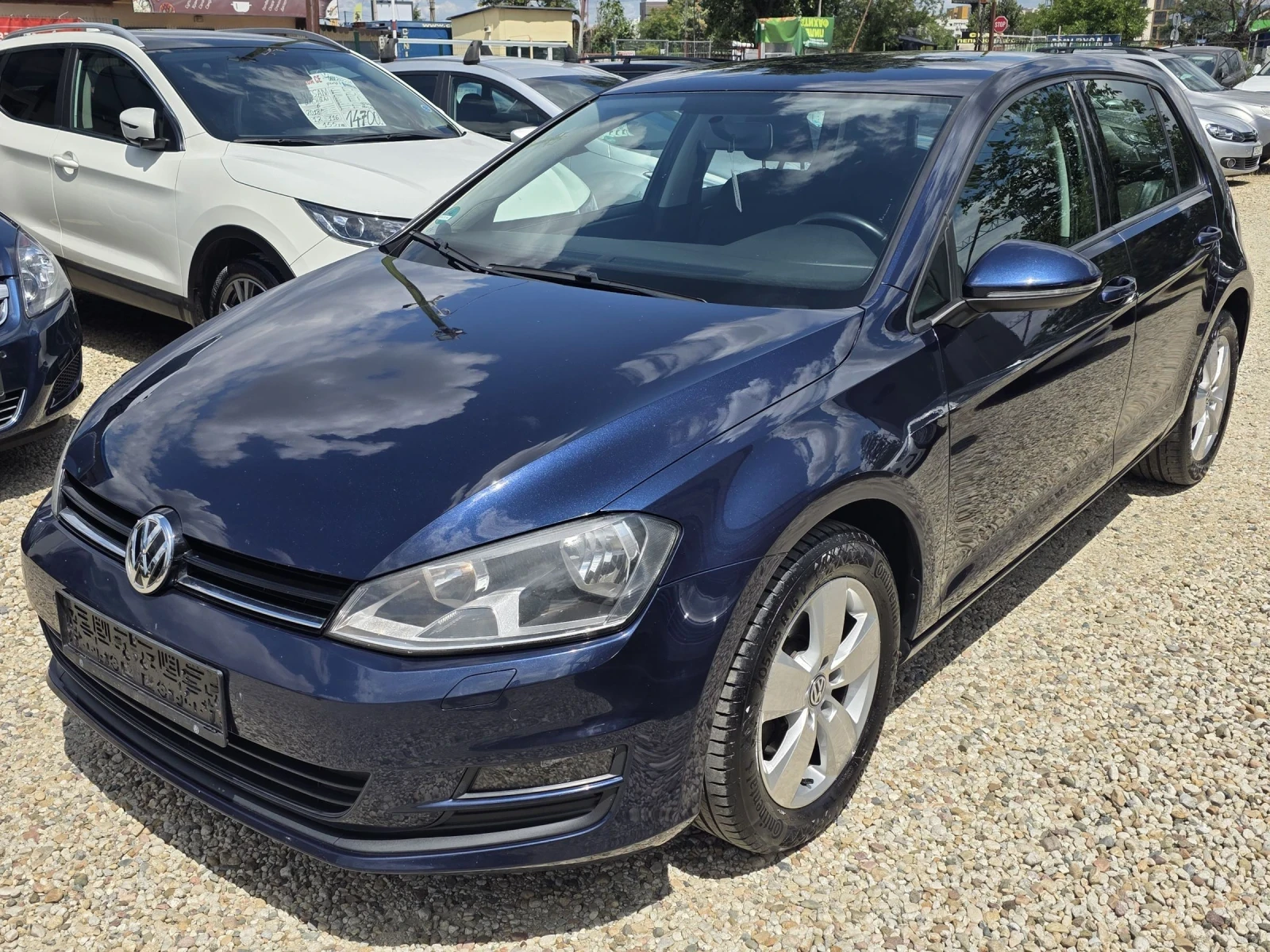 VW Golf 1.2 TSI BLUEMOTION, снимка 3 - Автомобили и джипове - 55390771
