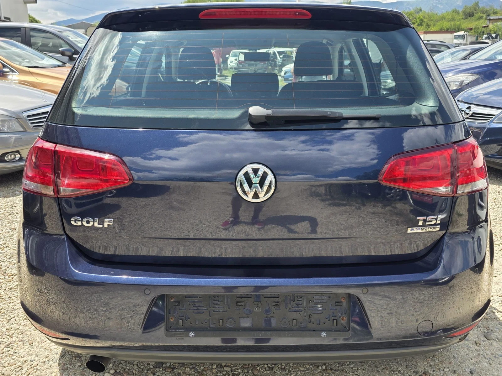 VW Golf 1.2 TSI BLUEMOTION, снимка 6 - Автомобили и джипове - 55390771