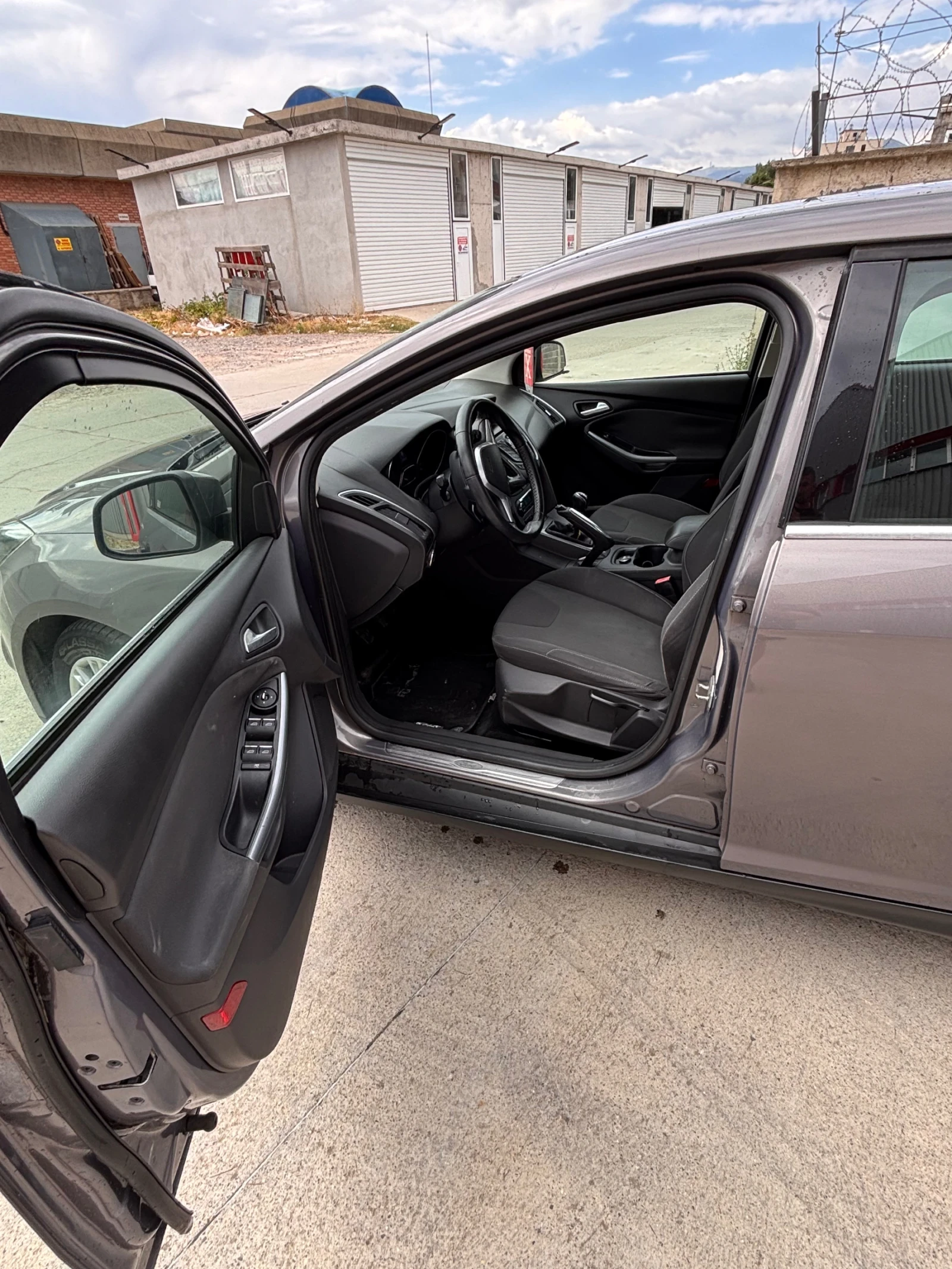 Ford Focus 1.6TDCI* Keyless* NAVI* , снимка 7 - Автомобили и джипове - 55415265