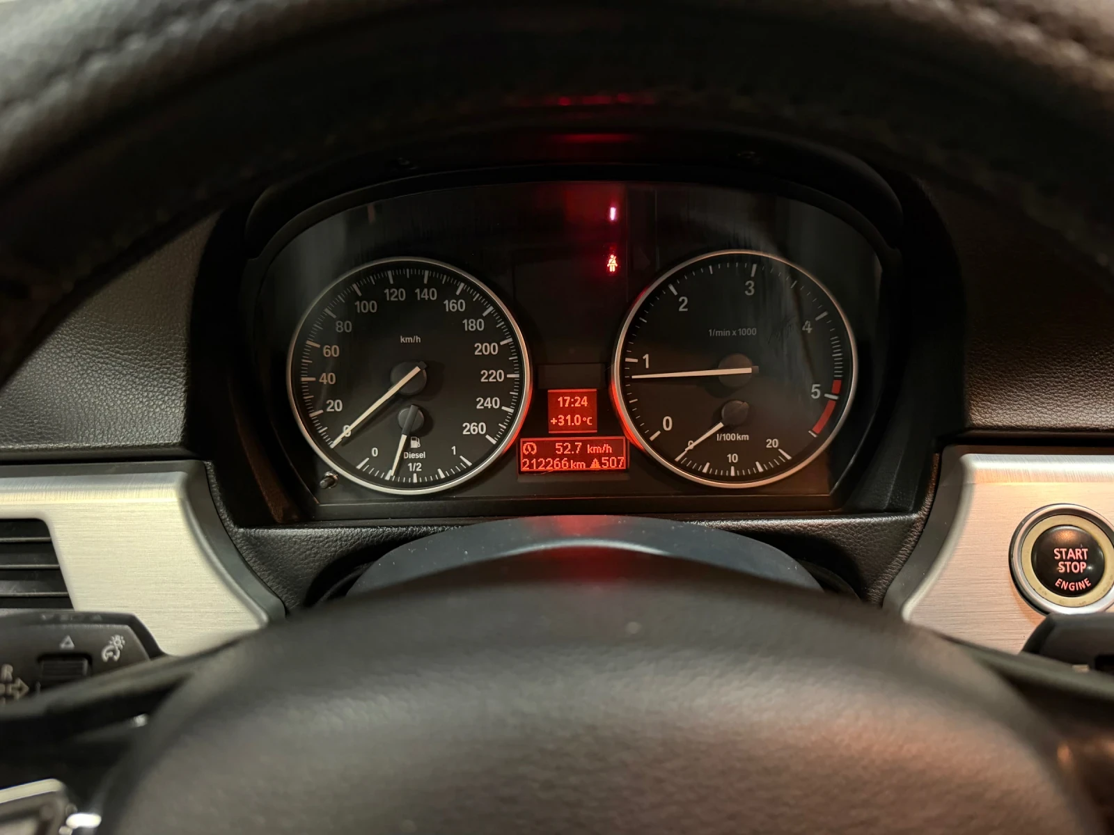 BMW 320, снимка 11 - Автомобили и джипове - 55648893
