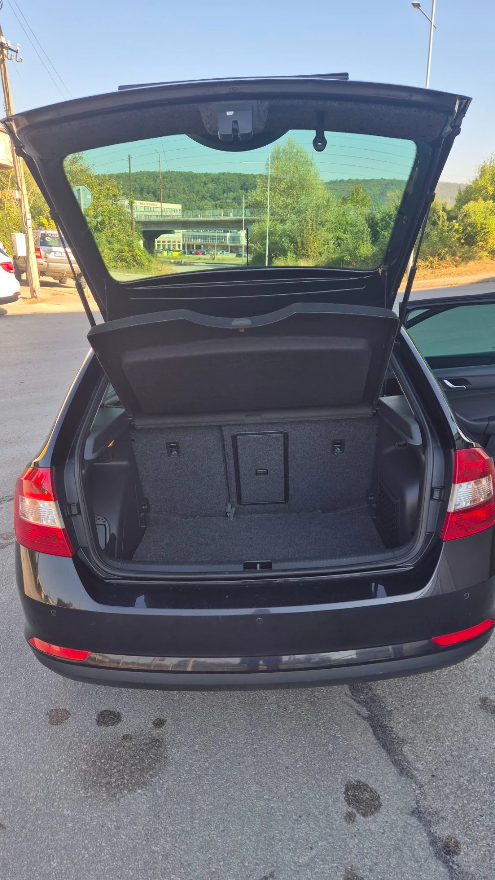 Skoda Rapid Дизел 1600кб, снимка 9 - Автомобили и джипове - 55799626