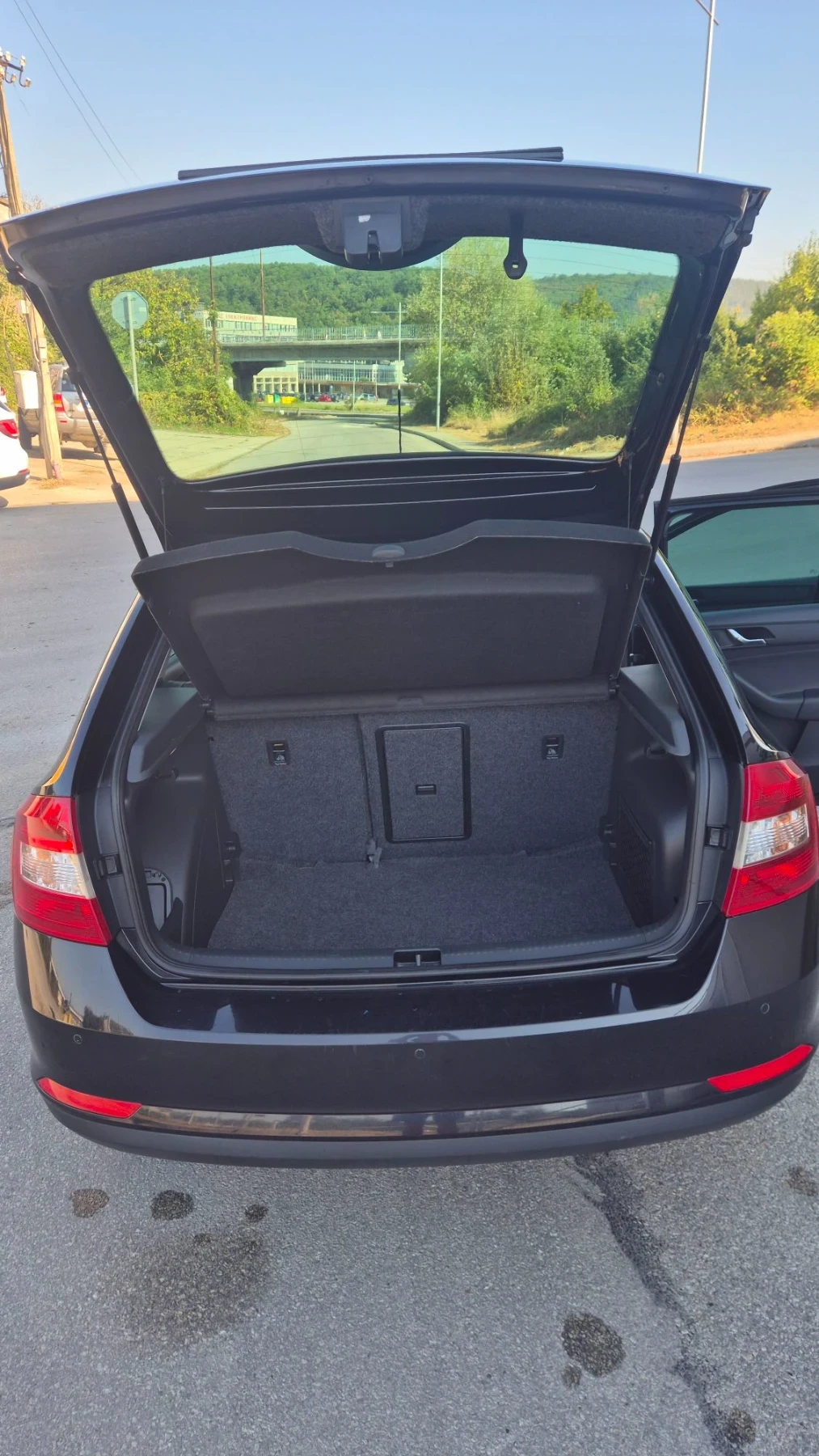 Skoda Rapid Дизел 1600кб, снимка 8 - Автомобили и джипове - 55799626