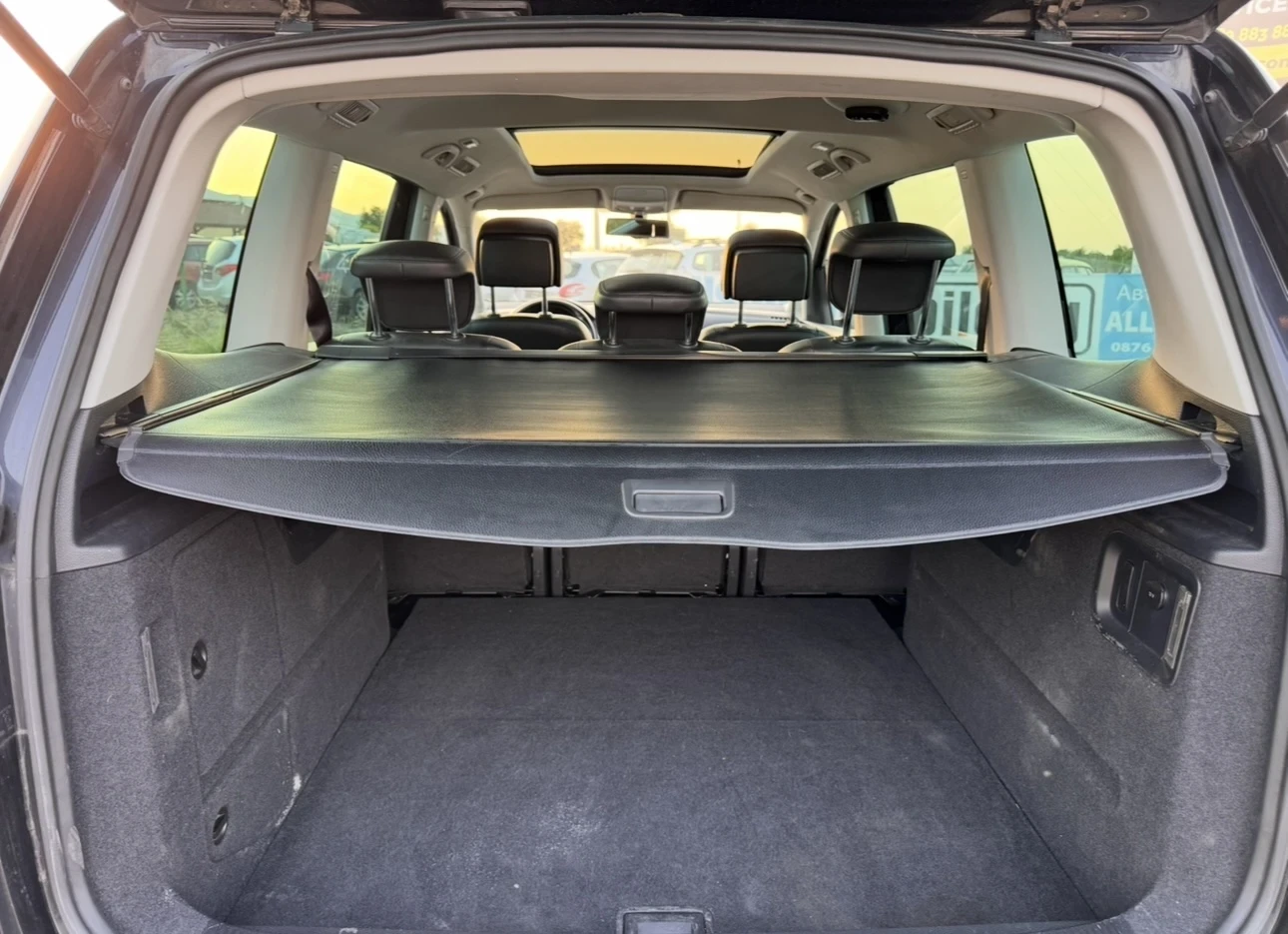 VW Sharan 2.0TDI/Паномара/Full LED, снимка 15 - Автомобили и джипове - 55827105
