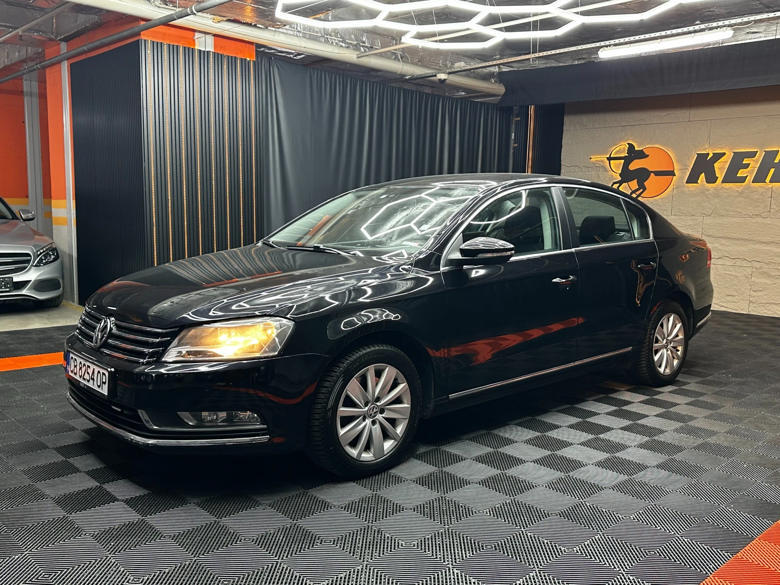 VW Passat 1.6TDI 105кс 6 скорости, снимка 3 - Автомобили и джипове - 56131745