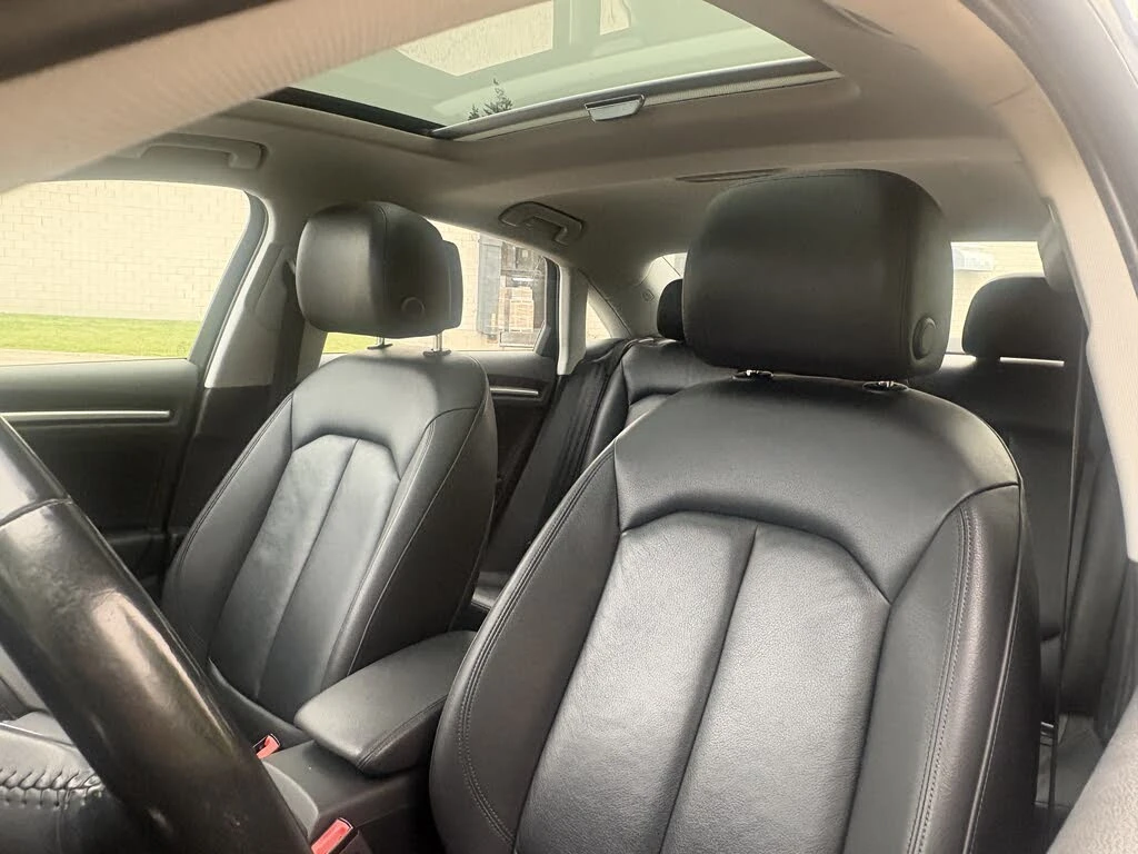 Audi A3 Sedan quattro Progressiv, снимка 12 - Автомобили и джипове - 56216099