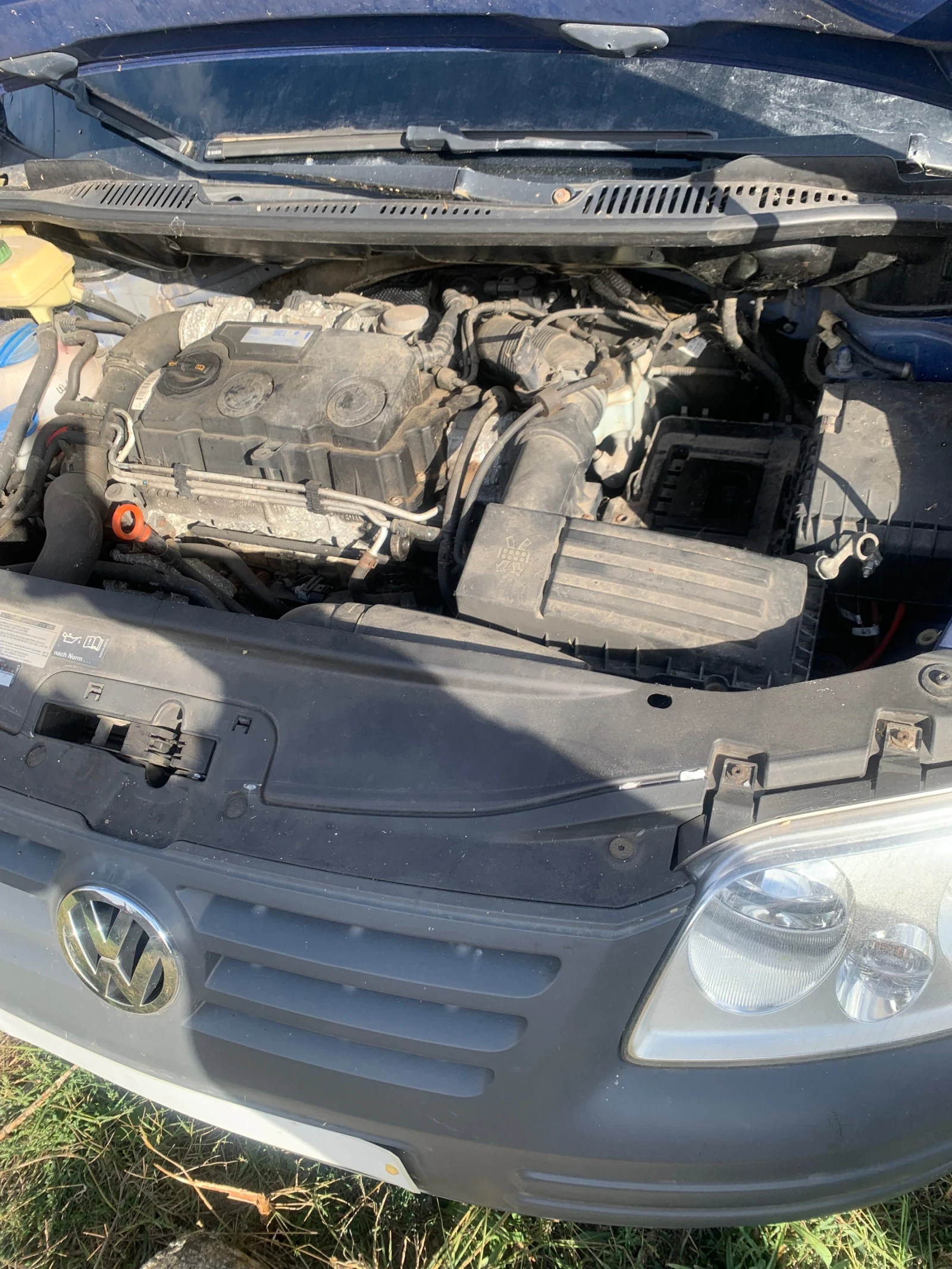 VW Caddy, снимка 2 - Автомобили и джипове - 56224799