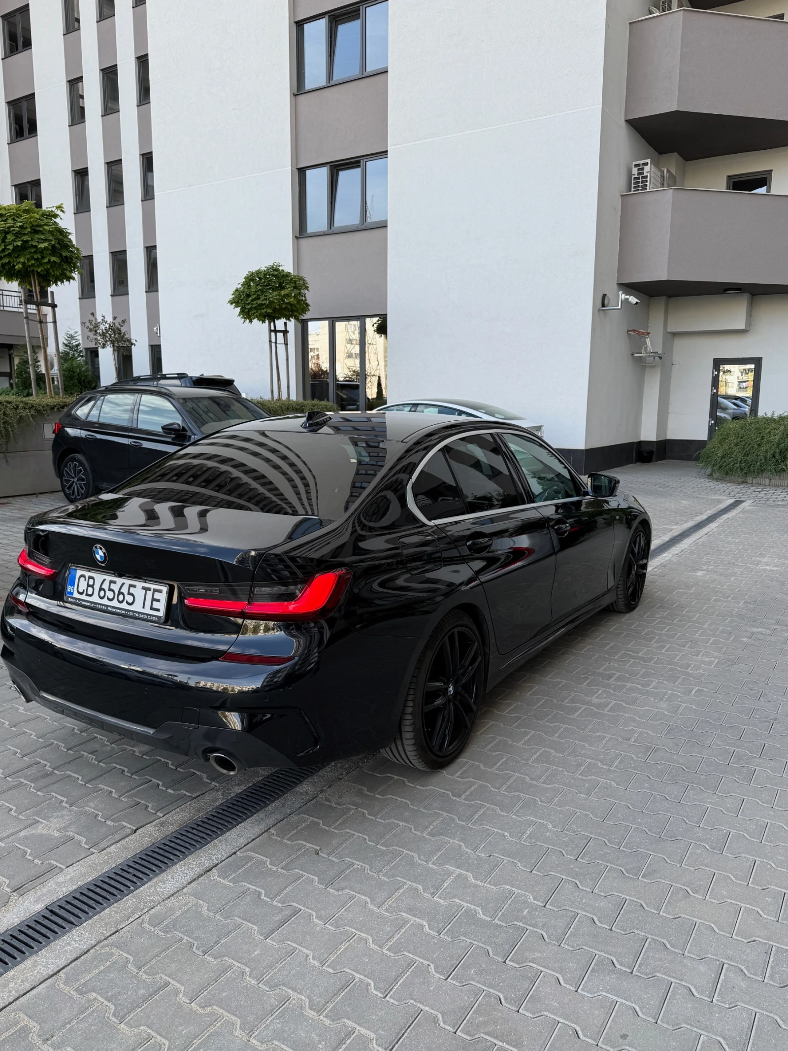 BMW 320 G20 M-sport Ext.Led, снимка 5 - Автомобили и джипове - 56431693