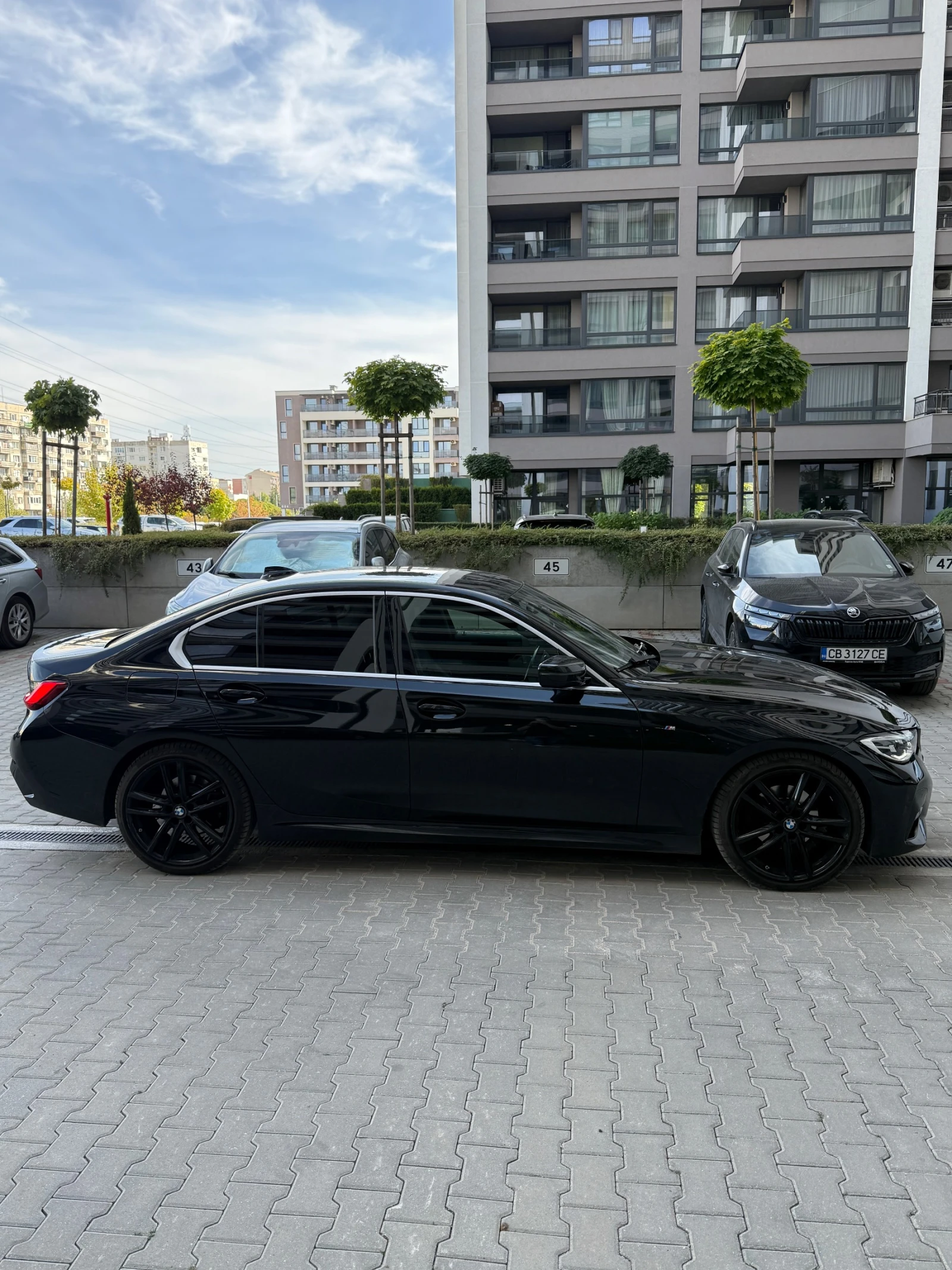 BMW 320 G20 M-sport Ext.Led, снимка 4 - Автомобили и джипове - 56431693