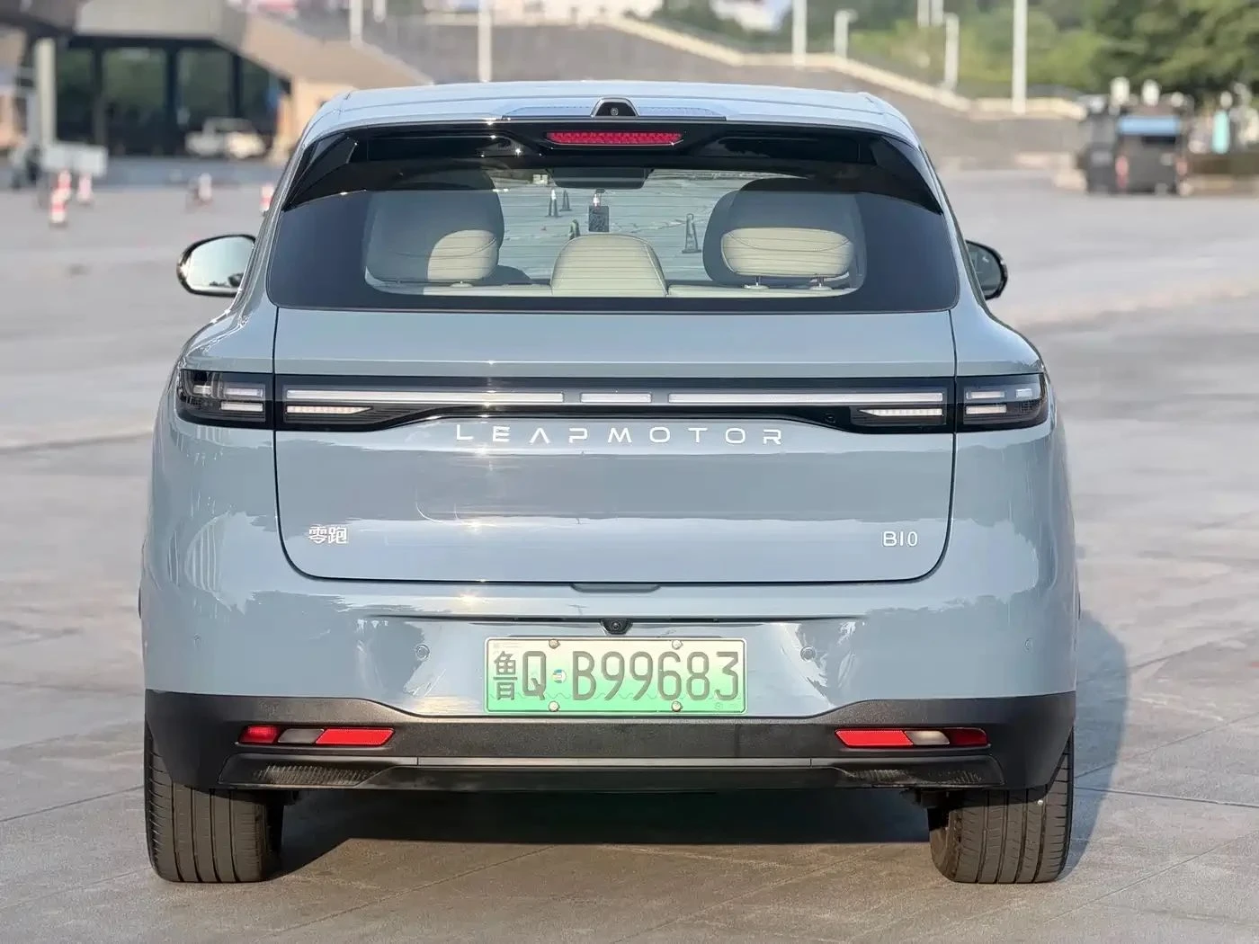 Leapmotor B10, снимка 6 - Автомобили и джипове - 56688403
