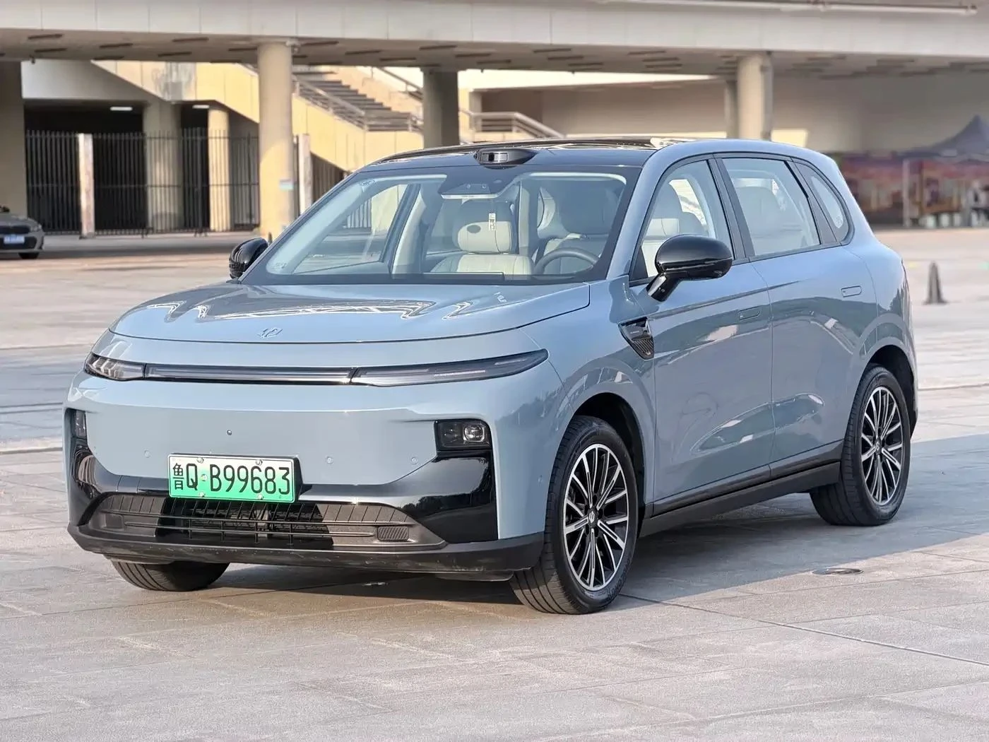 Leapmotor B10