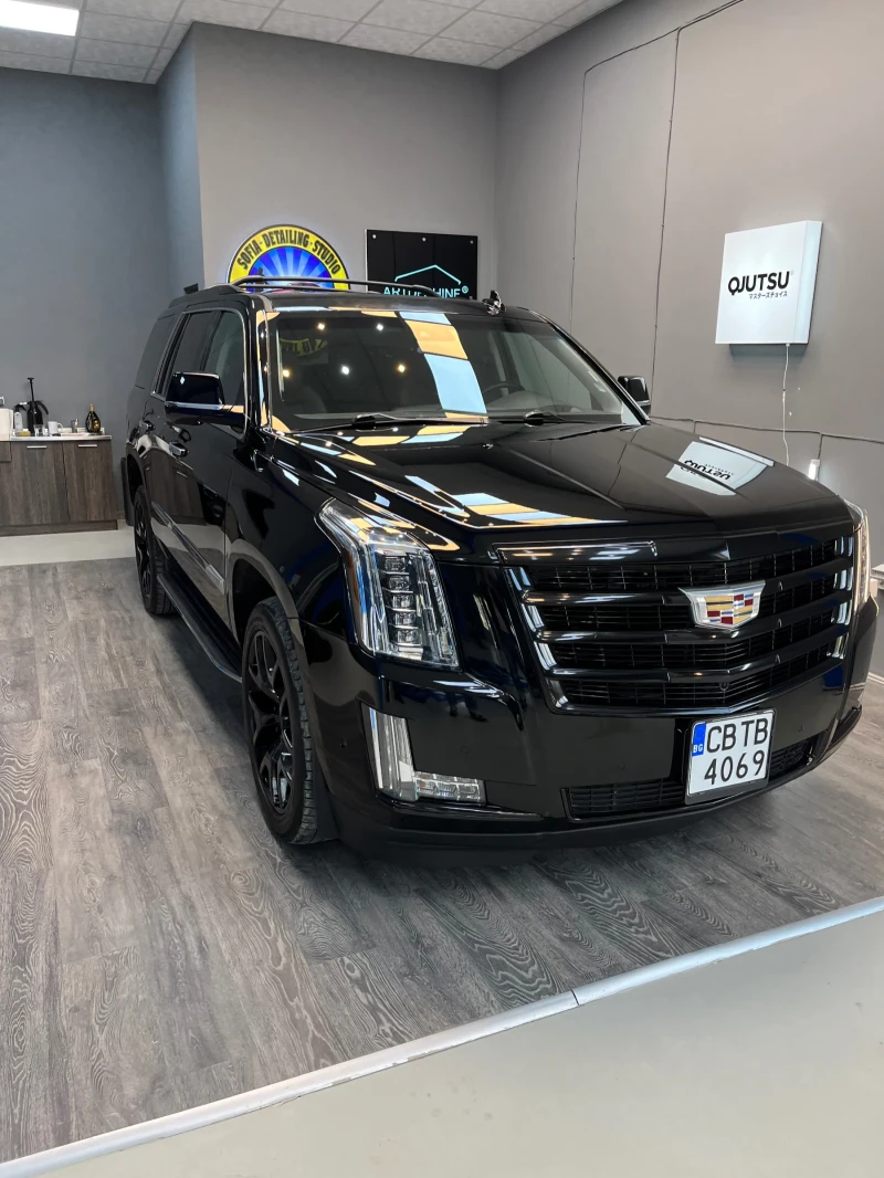 Cadillac Escalade, снимка 4 - Автомобили и джипове - 49453580