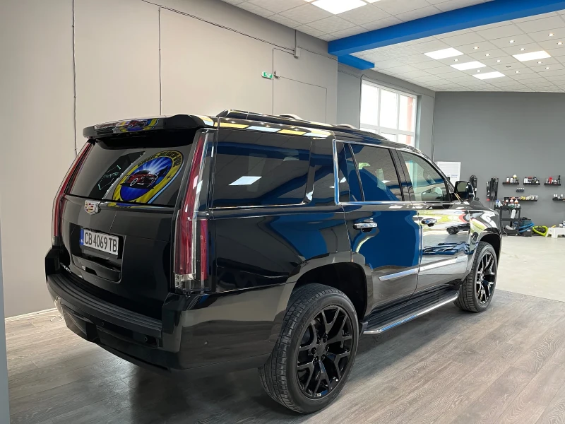 Cadillac Escalade, снимка 3 - Автомобили и джипове - 49453580