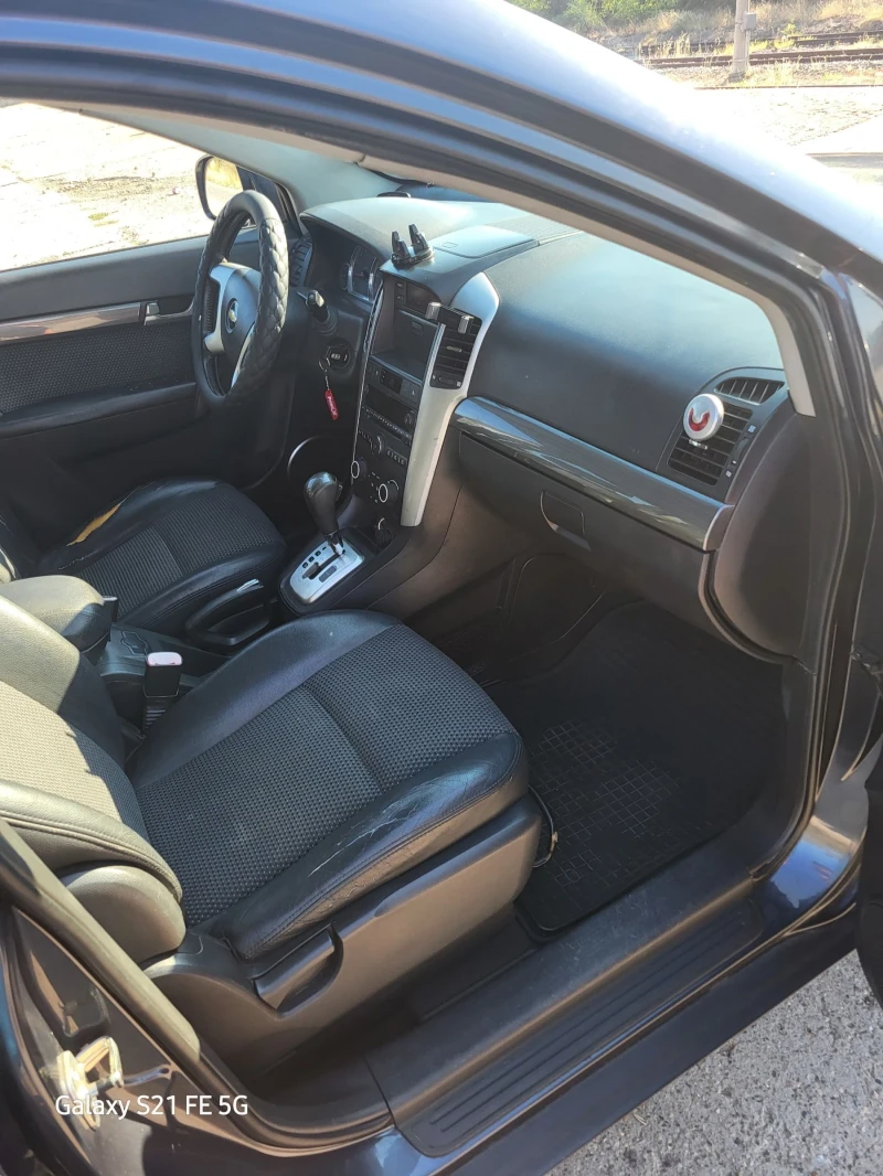 Chevrolet Captiva, снимка 13 - Автомобили и джипове - 52776443