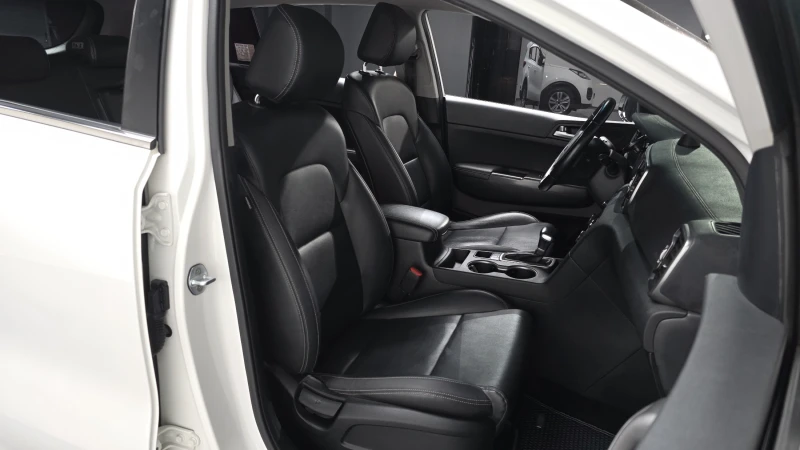 Kia Sportage 2.0 2WD PRESTIGE autogeorge.com, снимка 10 - Автомобили и джипове - 51903119
