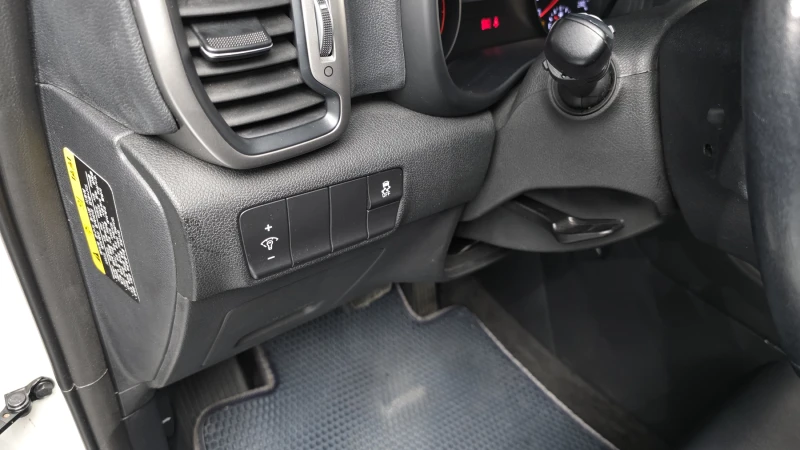 Kia Sportage 2.0 2WD PRESTIGE autogeorge.com, снимка 14 - Автомобили и джипове - 51903119