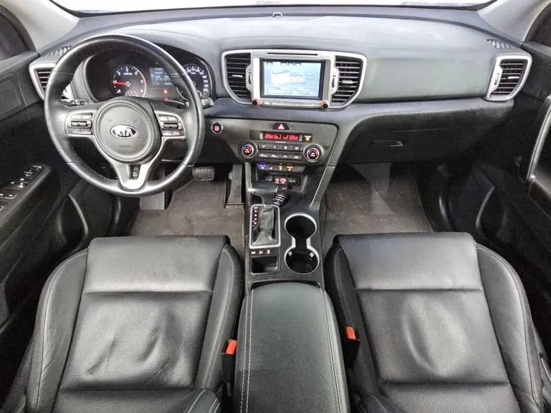 Kia Sportage 2.0 CRDi 4WD, снимка 7 - Автомобили и джипове - 54275112