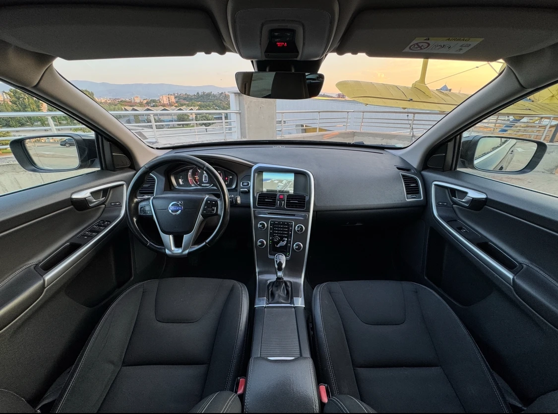Volvo XC60 - Facelift - 2.0d - Navi - Digital cockpit - - изображение 7