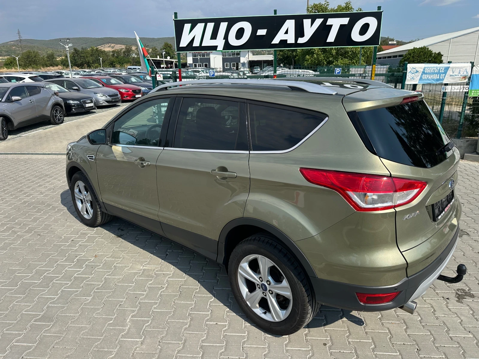 Ford Kuga 2.0TDI 4x4 Ръчка Кожа Подгрев  - изображение 5