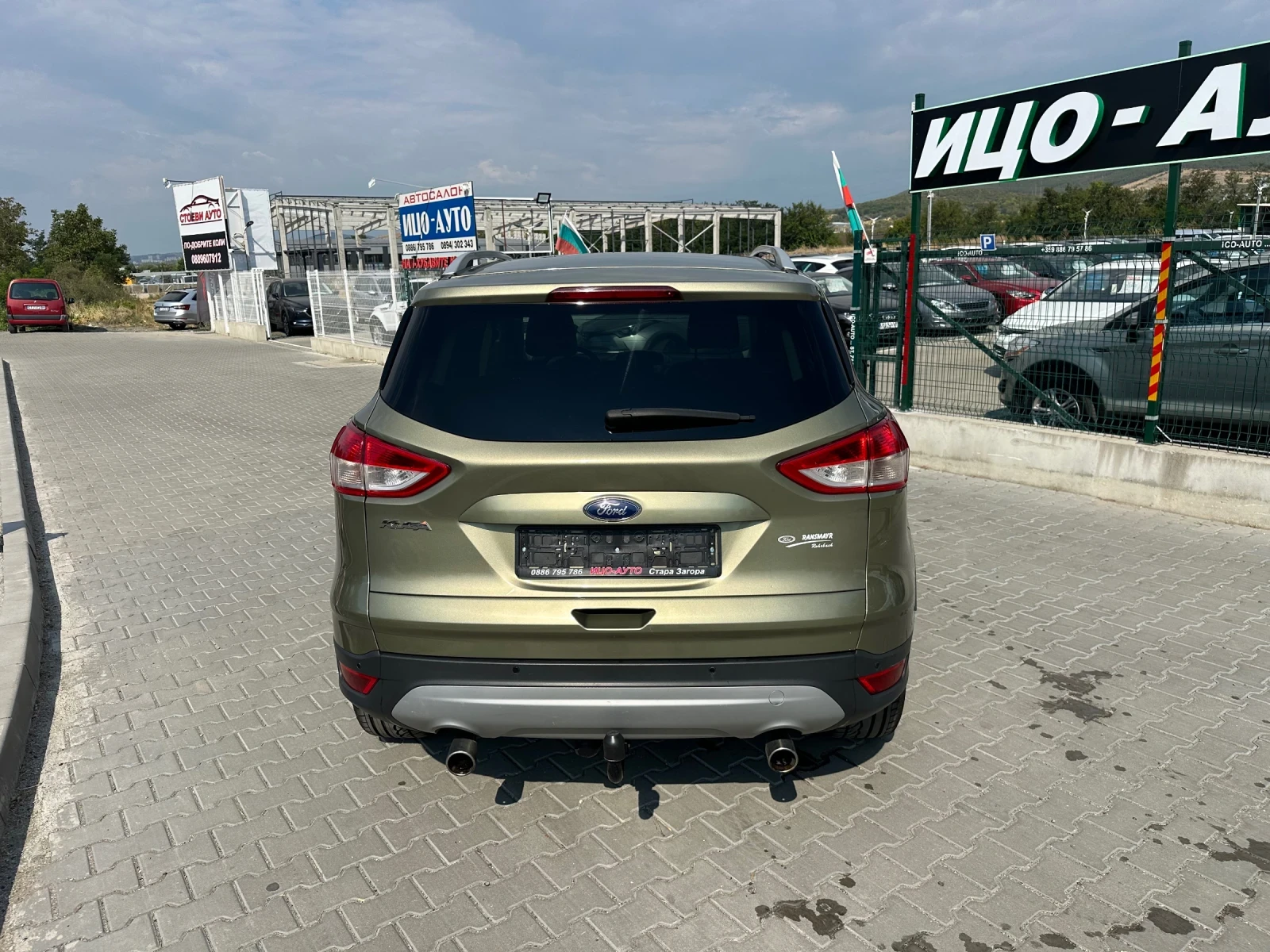 Ford Kuga 2.0TDI 4x4 Ръчка Кожа Подгрев  - изображение 4
