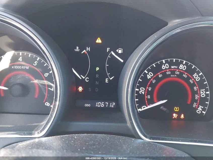 Toyota Highlander 3.5L V-6 DOHC, VVT, 270HP All Wheel Drive - изображение 7