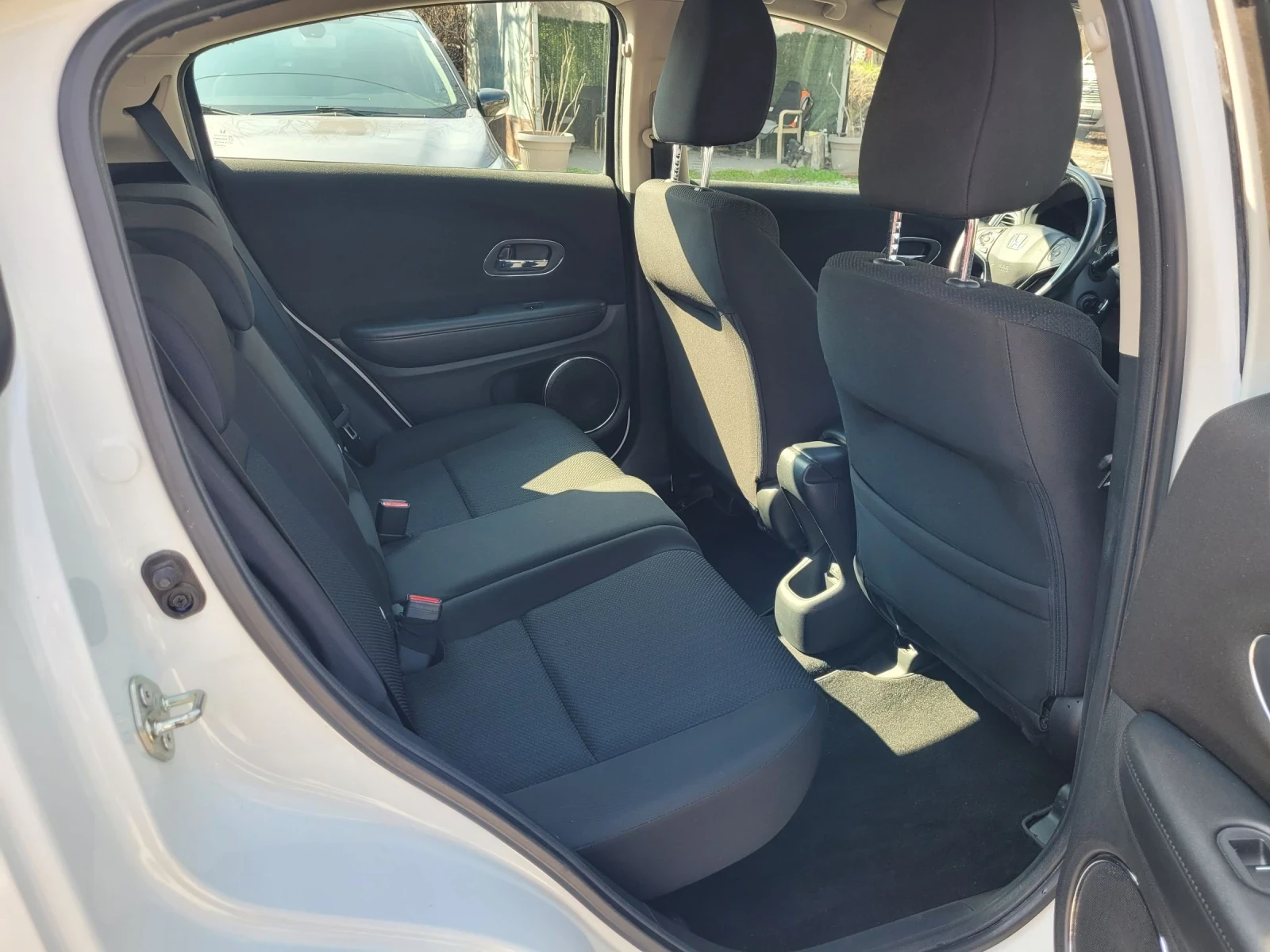 Honda Hr-v 1.5 i-vtec automatic  - изображение 9