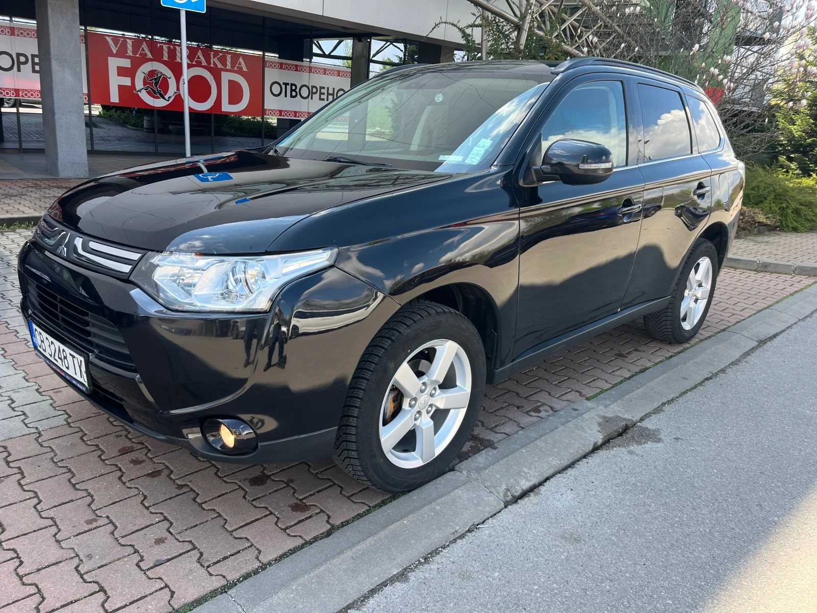 Mitsubishi Outlander Автоматик 4Х4 Бартер!