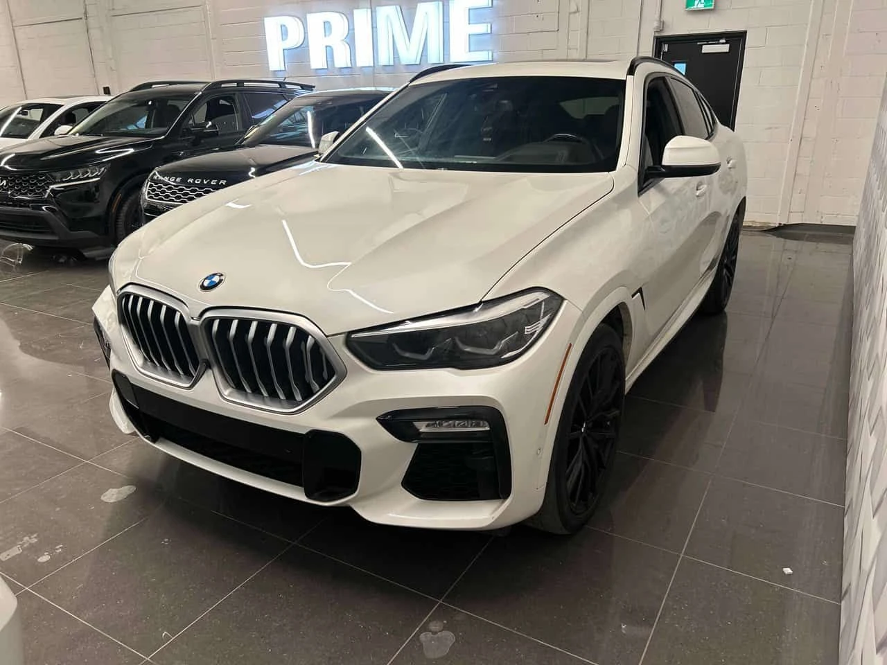 BMW X6 xDrive40i  CARFAX | Auto.bg — изображение 1