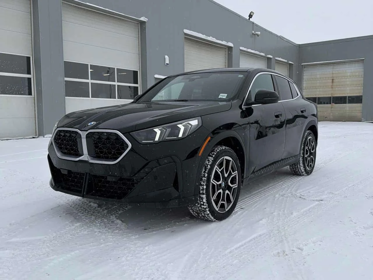 BMW X2 xDrive28i/CARFAX/ПАНОРАМА/ПРЕДСТАВИТЕЛСТВО, снимка 2 - Автомобили и джипове - 54017415