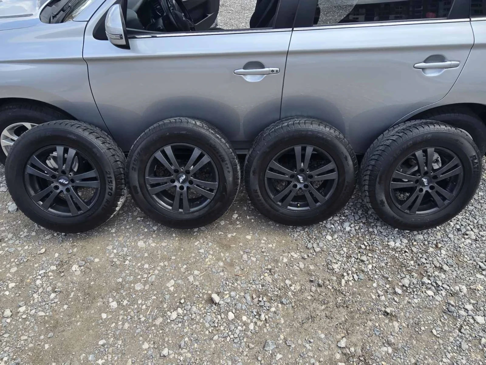 Mitsubishi Outlander 2.2DID 150KC, снимка 13 - Автомобили и джипове - 54048202