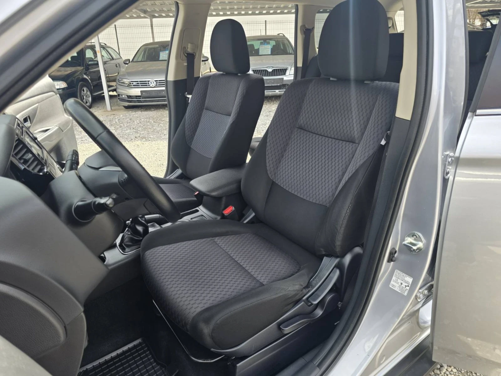 Mitsubishi Outlander 2.2DID 150KC, снимка 7 - Автомобили и джипове - 54048202