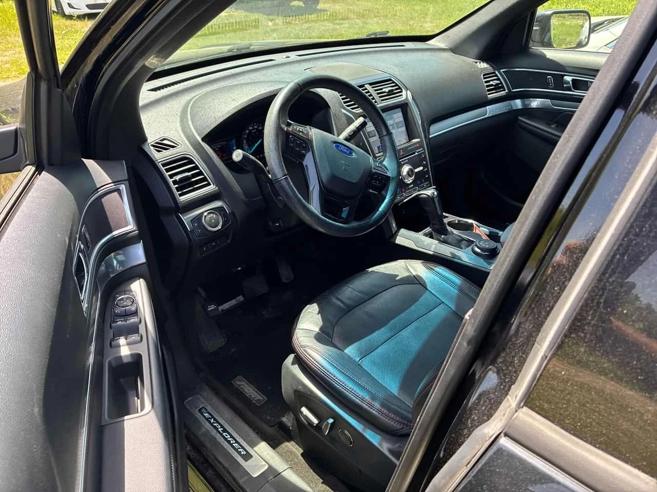 Ford Explorer * Sport * АВТОКРЕДИТ БЕЗ ПЪРВОНАЧАЛНА ВНОСКА* , снимка 5 - Автомобили и джипове - 55006724