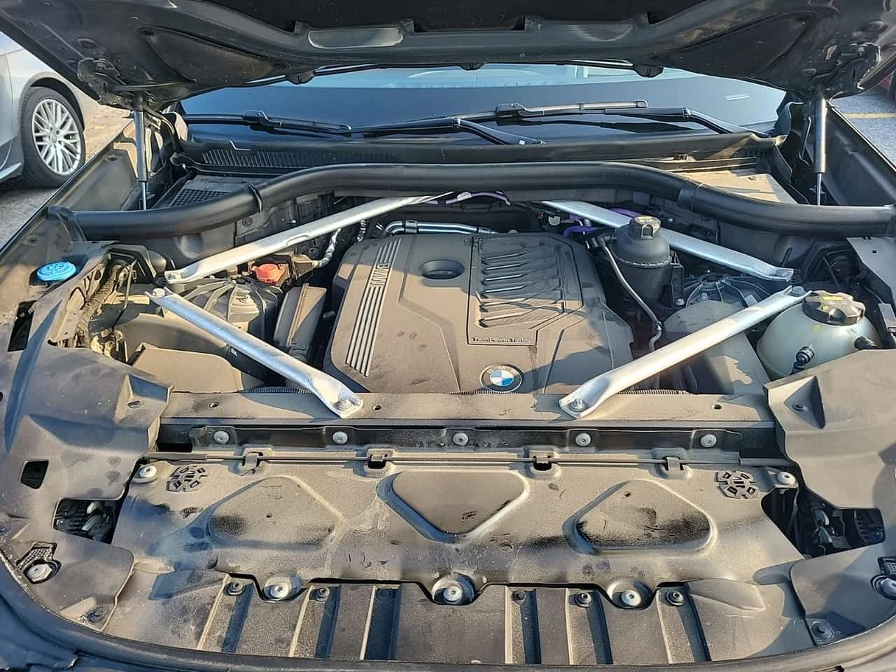 BMW X6 * xDrive40i * CARFAX * ������ * H/K * 360 ������  | Mobile.bg � ����������� 17