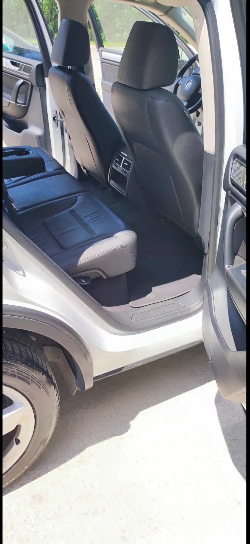 VW Touareg, снимка 10 - Автомобили и джипове - 55514756