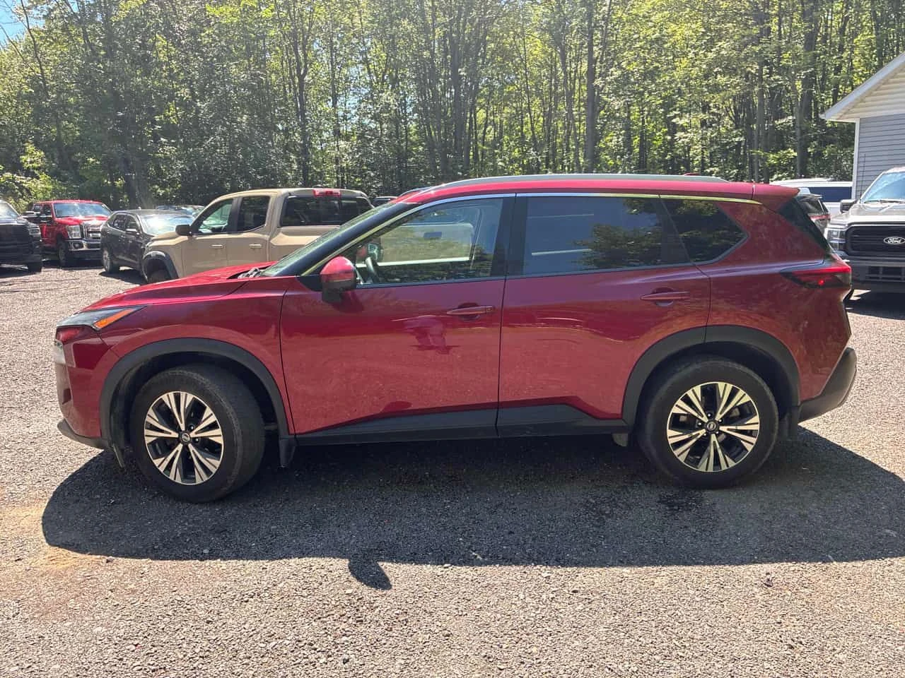 Nissan Rogue * SV * CARFAX * ОПЦИЯ ЗА ФИНАНСИРАНЕ, снимка 2 - Автомобили и джипове - 55647635