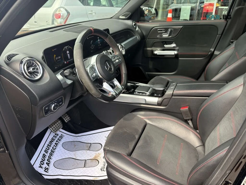 Mercedes-Benz GLB35AMG 360* DIS* PANO* ALCANTARA* KEYLESS* КРАЙНА ЦЕНА, снимка 12 - Автомобили и джипове - 56144194