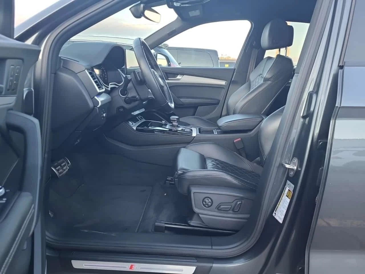 Audi SQ5 TECHNIK / 360 / DIS / B&O / Carfax /  | Mobile.bg � ����������� 5