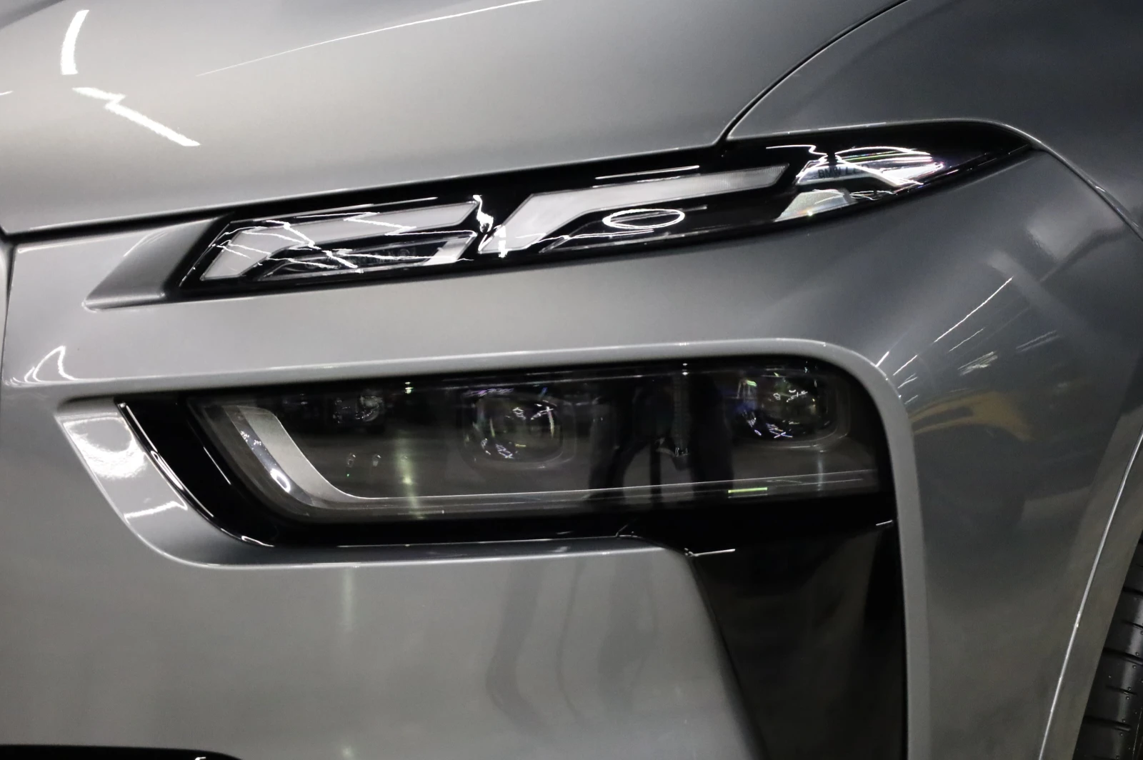 BMW X7 M SPORT PRO* XDRIVE* SWAROVSKI* SKY LOUNGE* 360*  | Mobile.bg � ����������� 4