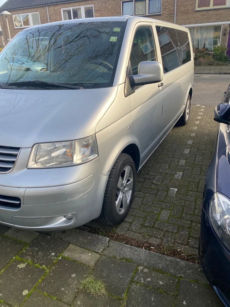 VW T5, снимка 4 - Бусове и автобуси - 48150166